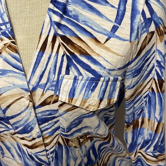 Tommy Bahama - Tropical Floral Button Down Blouse - Size SP - Blue/Brown/White - Picture 3 of 9